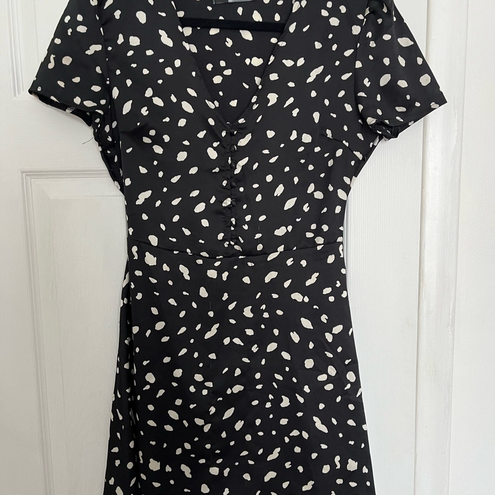 Missguided Black V-neck Midi Dress